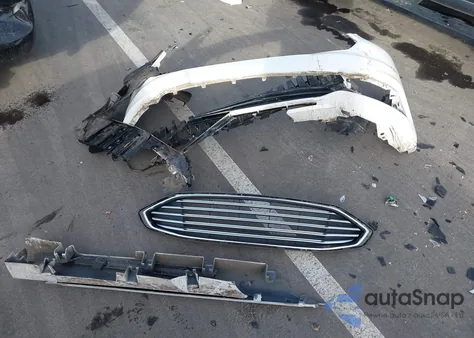 2018 Ford Fusion Hybrid Titanium from USA, damaged, VIN 3FA6P0RU5JR139110